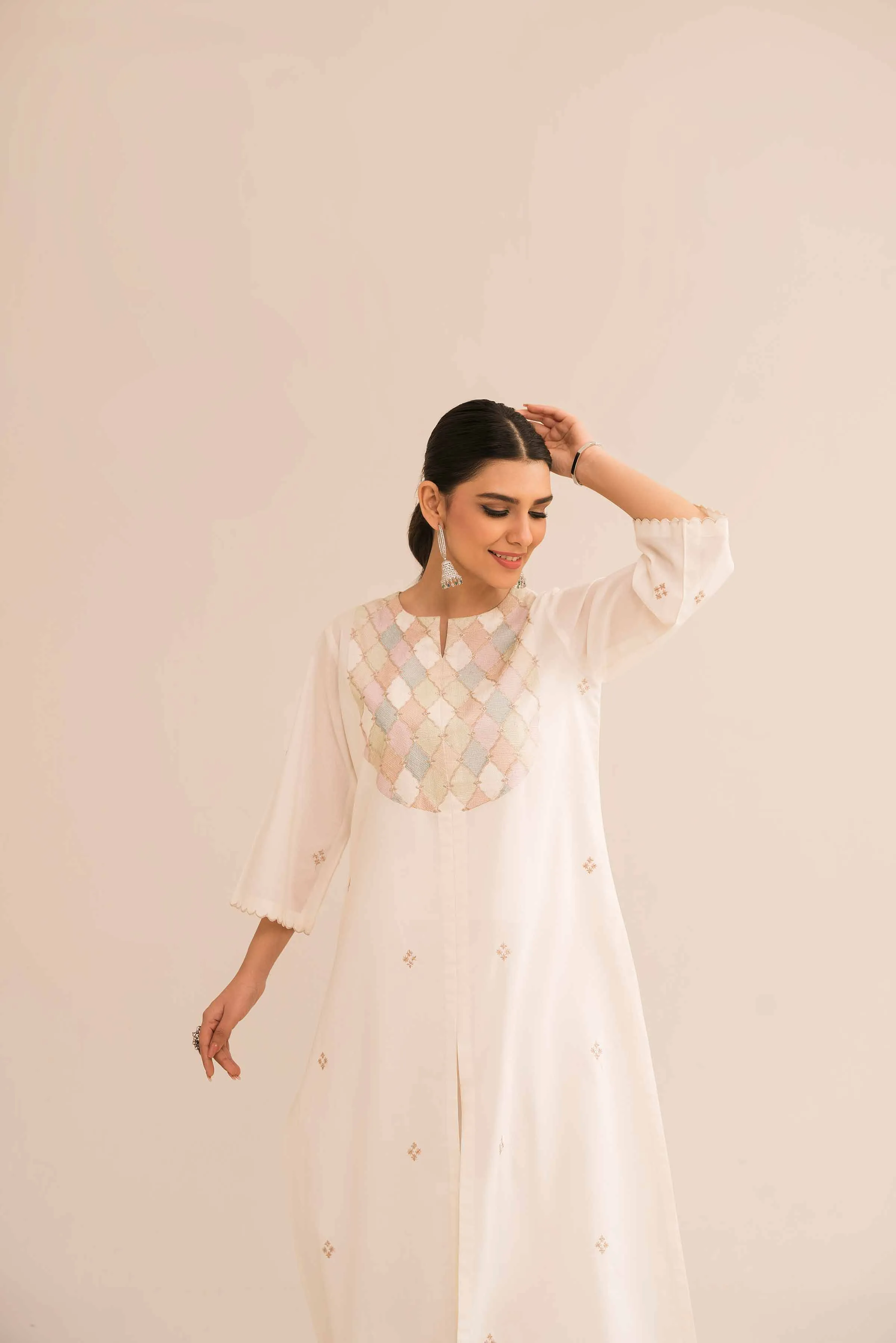 2 Piece - Embroidered Suit - PE23-34