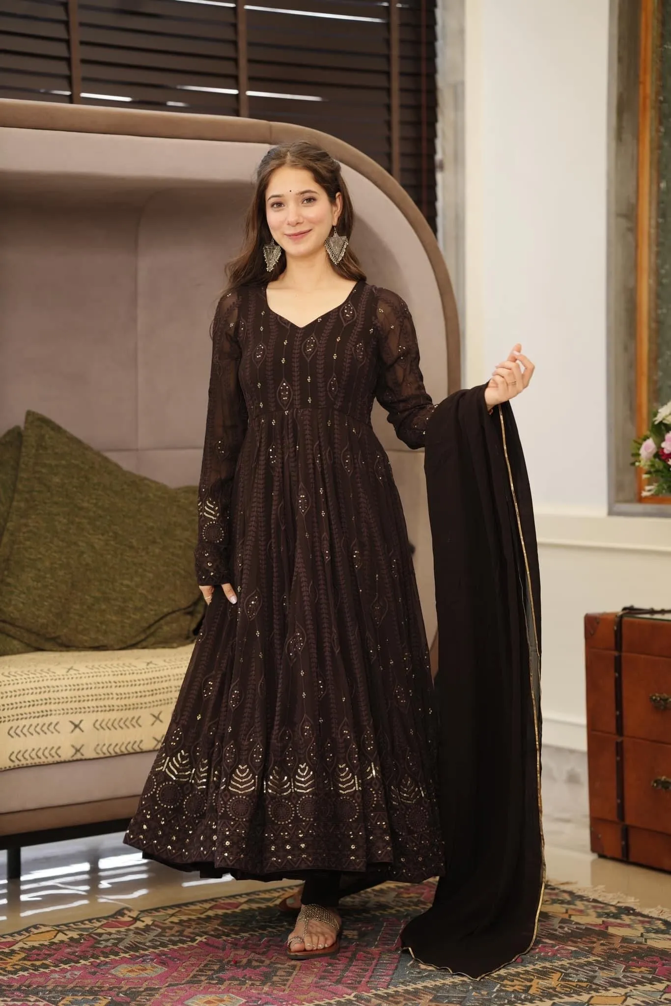 Bestti Black Heavy Designer Western Pair With Dupatta Set