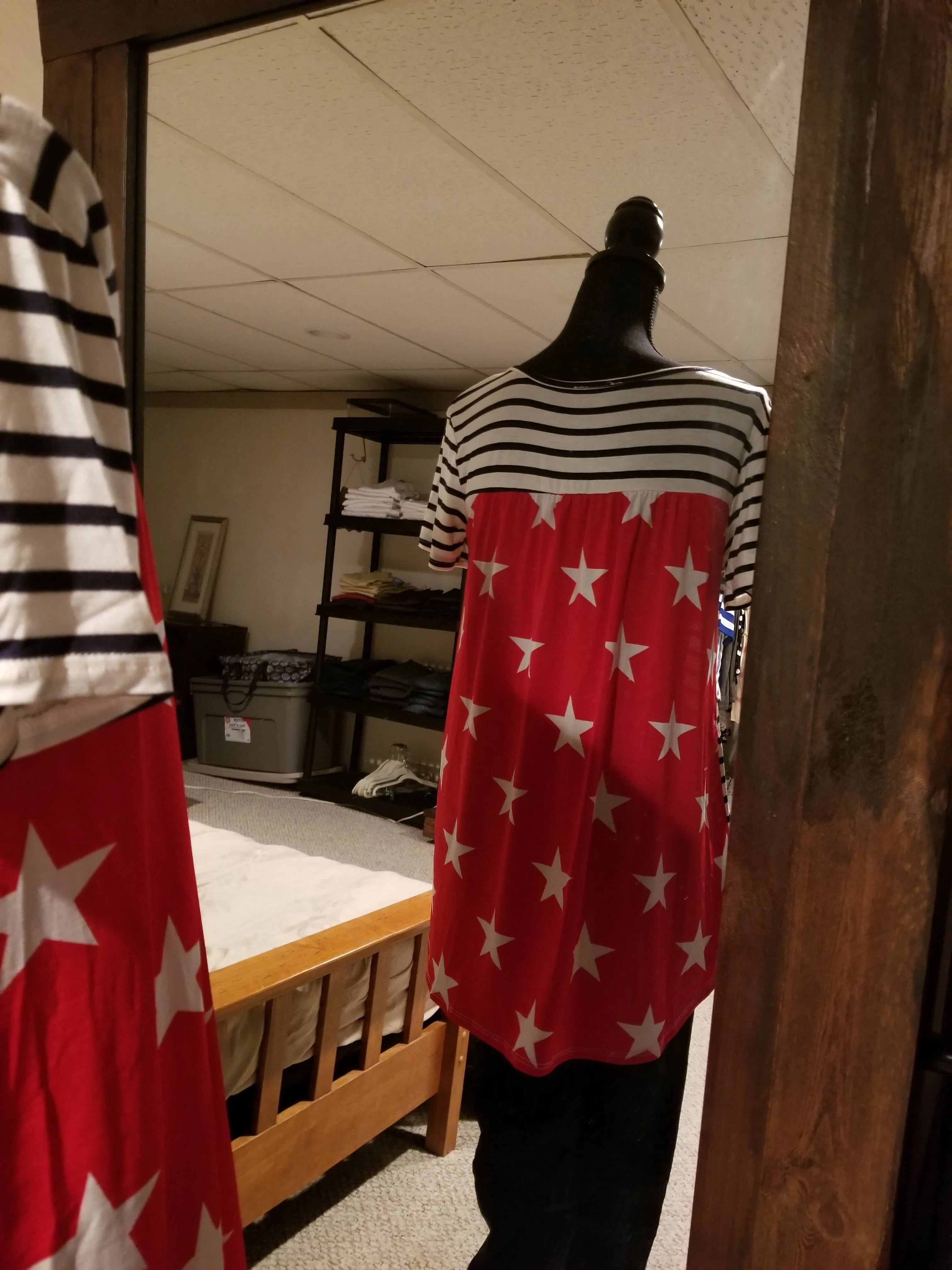 Flag T-shirt with sparkly pocket